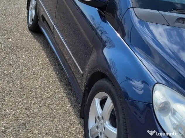 Vând Mercedes Benz B klasse 18