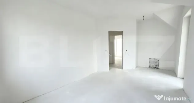 Casă individuală modernă de vânzare în Corunca
