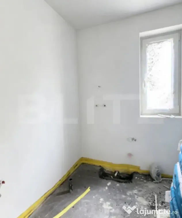 Casă individuală modernă de vânzare în Corunca