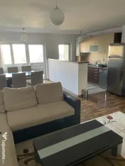 Inchiriez apartament 3 camere str. Islazului 