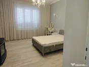 Apartament 3 camere la casa ,ultracentral, 550 E neg. Com... 