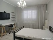 Apartament 3 camere la casa ,ultracentral, 550 E neg. Com... 