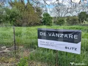 Teren intravilan de vanzare, 930 mp, semicentral 