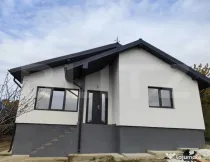 Casă parter cu panoramă deosebită, acces excelent și toa