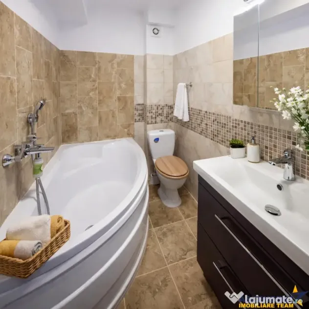 Apartament 3 camere, decomandat, etaj 1, bloc tip vila, Trac