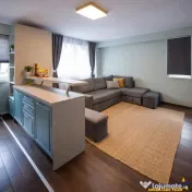 Apartament 3 camere, decomandat, etaj 1, bloc tip vila, Trac 