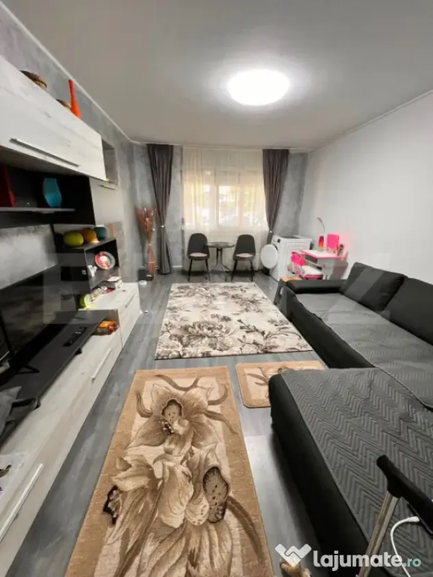 Apartament 3 camere renovat