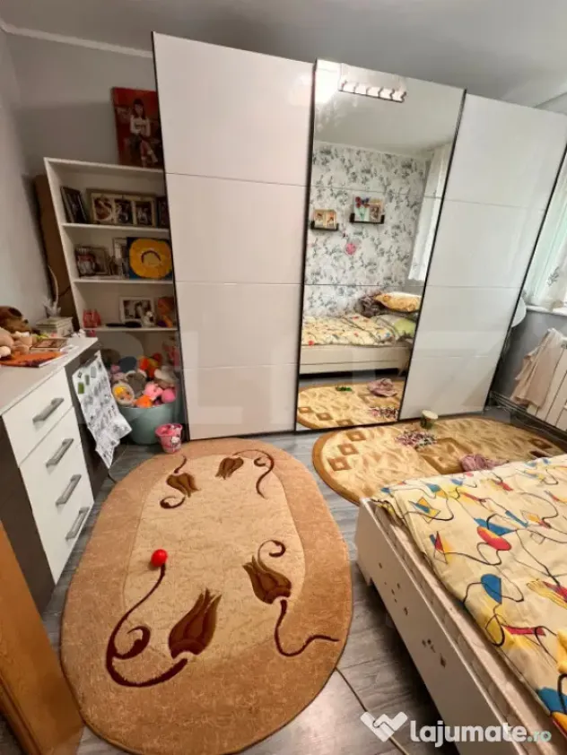 Apartament 3 camere renovat