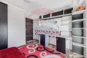 Apartament cu 3 camere pe Malul Muresului 
