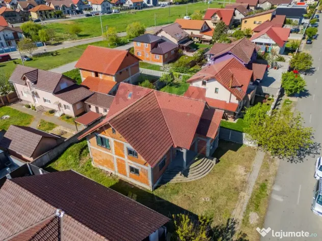 Casă smart Vladimirescu, încălzire pardoseală, ventil...