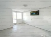 Garsoniera | renovata integral | etaj intermediar - zona Noua 
