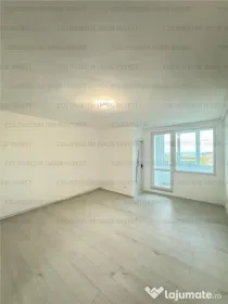 Garsoniera | renovata integral | etaj intermediar - zona Noua