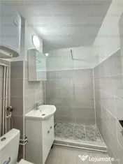 Garsoniera | renovata integral | etaj intermediar - zona Noua 