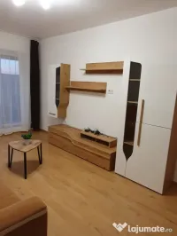 Inchiriez garsoniera premium zona Coresi Privat 