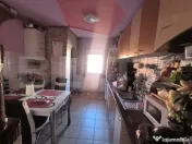 Apartament 3 camere, decomandat - Feldioara 