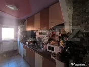 Apartament 3 camere, decomandat - Feldioara 