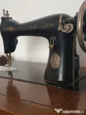 Mașină de cusut Singer (1910-1920) funcțională, model "Tiffany" 