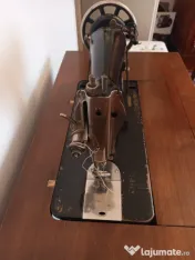 Mașină de cusut Singer (1910-1920) funcțională, model "Tiffany" 