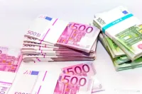 Credite și investiții pentru fermieri, industriași 