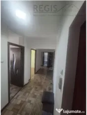 Apartament 3 camere cu parcare si boxa zona Spitalul Judetea 