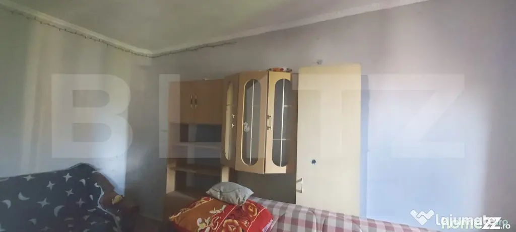 Apartament semidecomandat, 32 mp, zona Closca