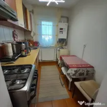 Apartament 2 camere semi, 39 mp, zona Craiovita - Scoala 30