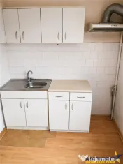 Garsoniera decomandata, etaj2, bloc apartamente, Astra, Bras 