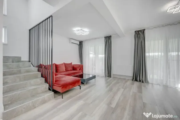 CASA SMART+PISCINA+GARAJ+Zona BARBEQUE! str. Fortului Dom...