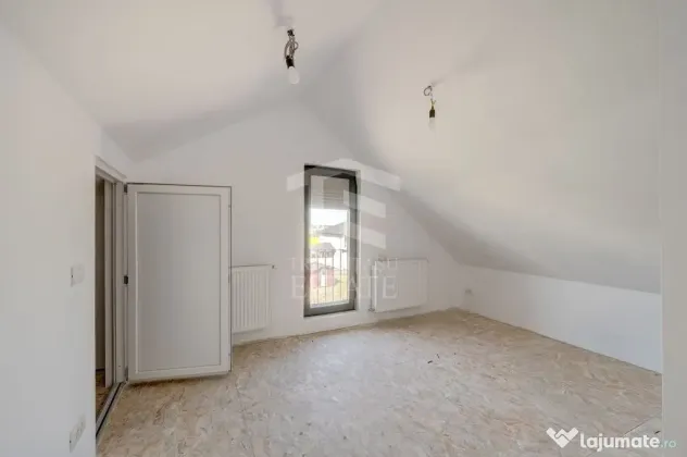 CASA SMART+PISCINA+GARAJ+Zona BARBEQUE! str. Fortului Dom...