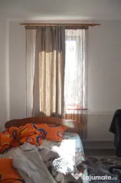 Azuga-Apartament cu trei camere in vila 