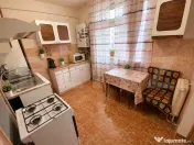 Apartament 4 camere, decomandat, etaj intermediar, Baciu 