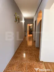 Apartament 4 camere, decomandat, etaj intermediar, Baciu 