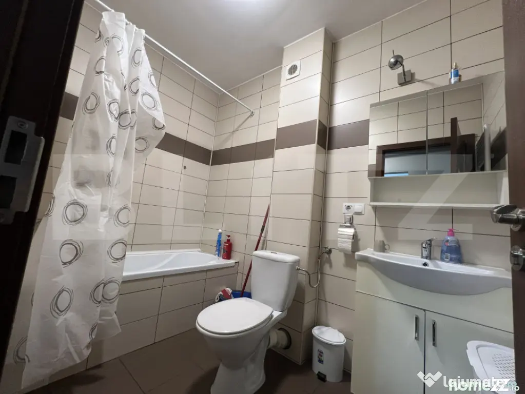 Apartament 2 camere, 56 mp, parcare, zona Cetății