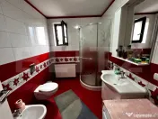 Casă de vânzare in Teiuș, zonă centrală, 150 mp utili, 