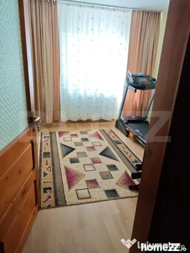 Apartament 4 camere, 79 mp, cartier Obcini - Suceava (Suceava)