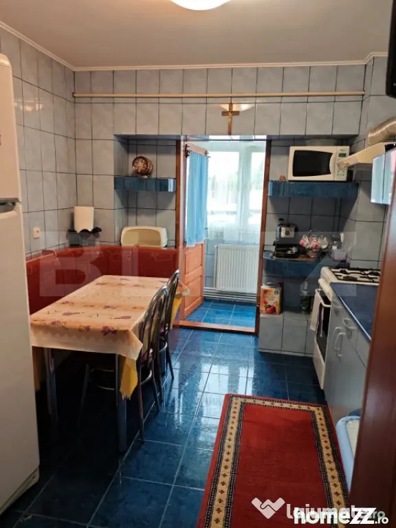 Apartament 4 camere, 79 mp, cartier Obcini - Suceava (Suceava)