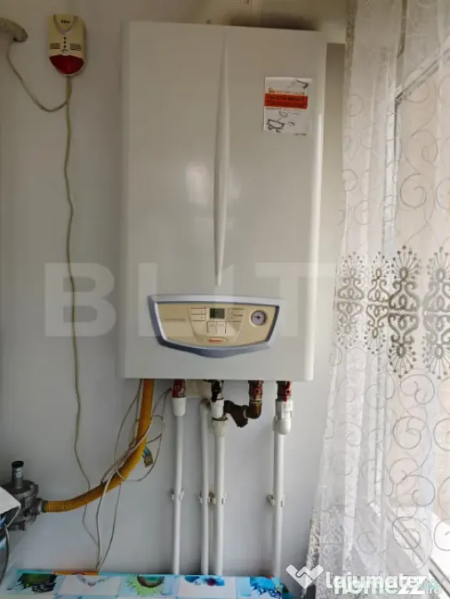 Apartament 4 camere, 79 mp, cartier Obcini - Suceava (Suceava)