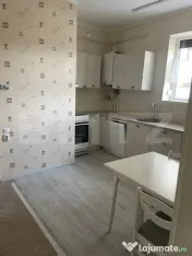 Apartament 2 camere, semidecomandat, cu gradina la casa, lan 