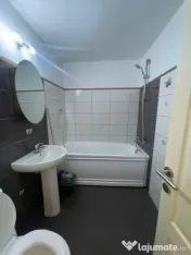 Apartament 3 camere, 70 mp, zona Republicii 