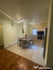 Apartament 3 camere, 70 mp, zona Republicii 