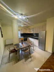 Apartament 3 camere, 70 mp, zona Republicii 