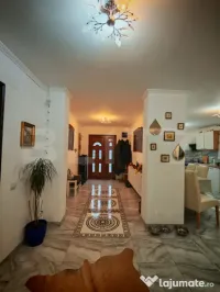 Casa 4 camere, 255 mp, Campia Turzii 