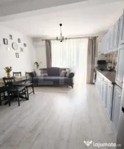 Apartament modern cu 3 camere, 59mp, balcon, parcare, Teilor 