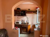 Vand casa in Oradea, intr-o zona linistita, aproape de centr 