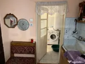 Vand casa in Oradea, intr-o zona linistita, aproape de centr 