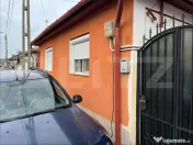 Vand casa in Oradea, intr-o zona linistita, aproape de centr 