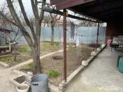 Vand casa in Oradea, intr-o zona linistita, aproape de centr 