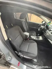 Mazda 323 benzină 1,6 an 2014 