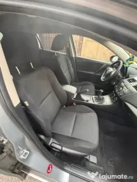 Mazda 323 benzină 1,6 an 2014 