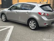 Mazda 323 benzină 1,6 an 2014 